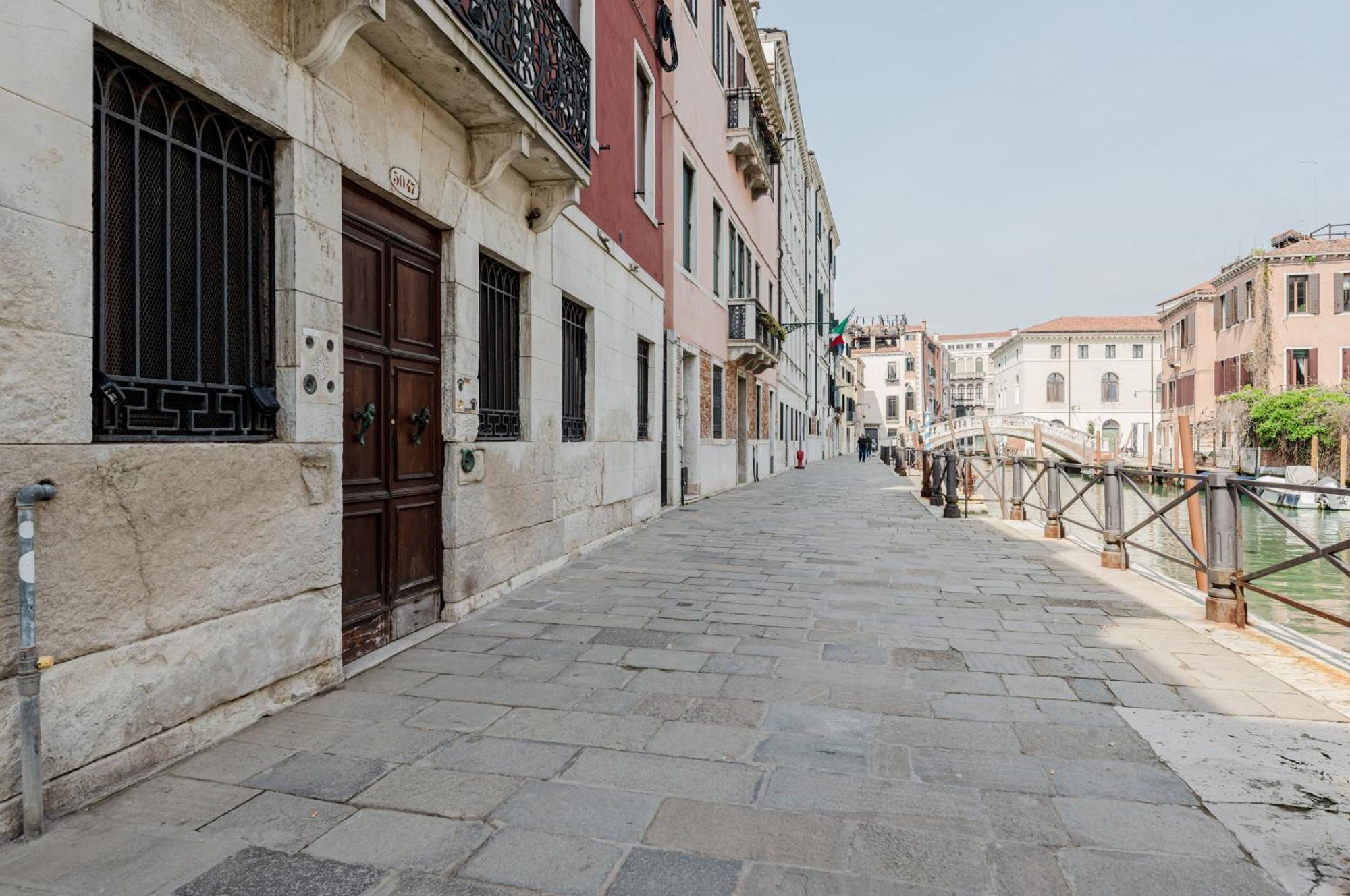 Appartamento Elegant 7 Minutes From Piazza San Marco! Venezia